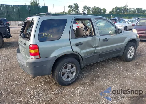 2005 Ford Escape Xlt from USA, damaged, VIN 1FMYU93165KB19629